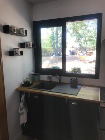La Brindille Petit Mas Provencal Meuble De Tourisme 3 Etoiles 2-3 Personnes 1 Piece 30 M2 Tout Confort Lisiere Foret Jardin Jacuzzi Piscine Saint-Paul-en-Forêt Екстериор снимка